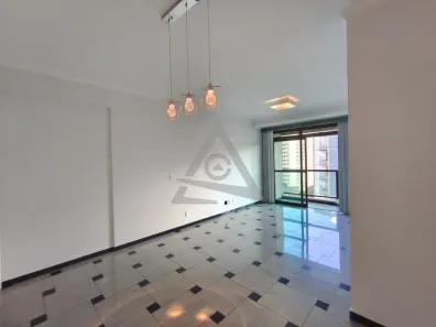 Apartamento com 3 Quartos para alugar, 105m² no Cambuí, Campinas