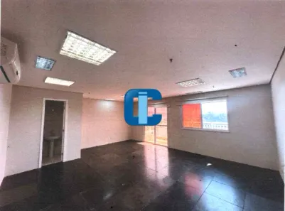 Sala Comercial à venda, 45m² no Vila Hamburguesa, São Paulo