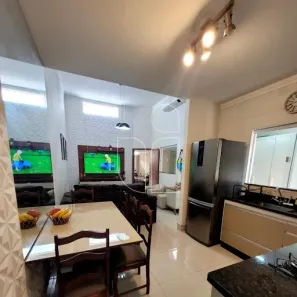 Casa com 2 Quartos à venda, 125m² no Jardim Cavallari, Marília