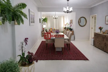 Apartamento com 3 Quartos à venda, 120m² no Centro, Florianópolis