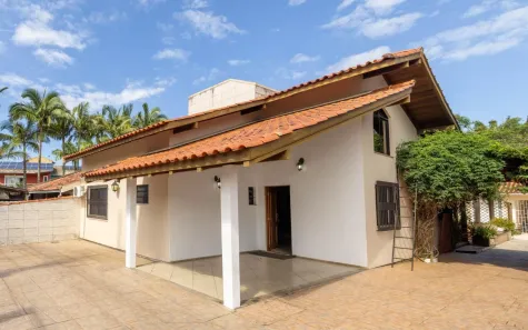 Casa com 3 Quartos à venda, 256m² no Campeche, Florianópolis