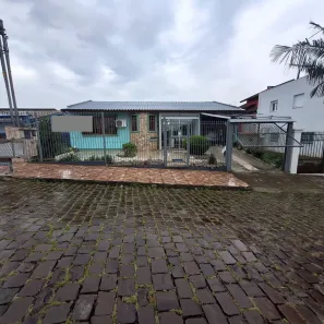 Casa com 2 Quartos à venda, 110m² no Santa Lúcia, Caxias do Sul