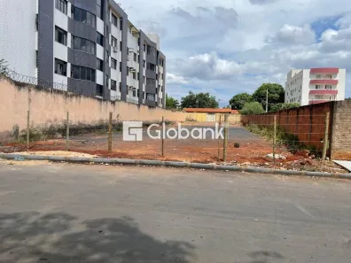 Lote/Terreno à venda, 900m² no Augusta Mota, Montes Claros