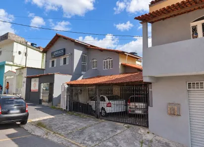 Prédio Comercial com 6 Quartos à venda, 199m² no São Caetano, Contagem