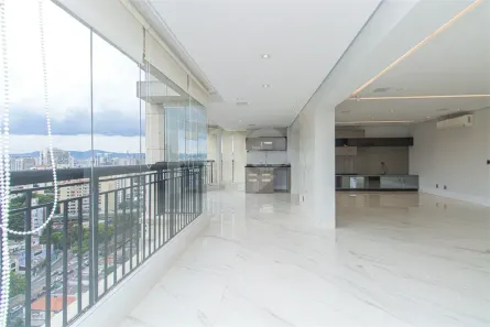 Apartamento com 3 Quartos para alugar, 240m² no Santa Cecília, São Paulo