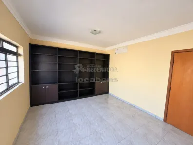 Casa com 4 Quartos à venda, 241m² no Vila Curti, São José do Rio Preto