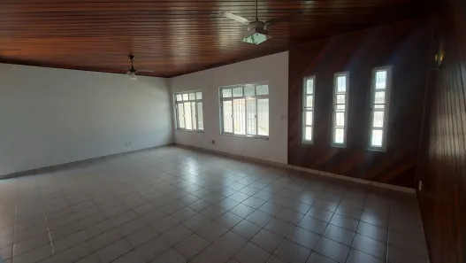 Casa com 4 Quartos à venda, 260m² no Tombo, Guarujá