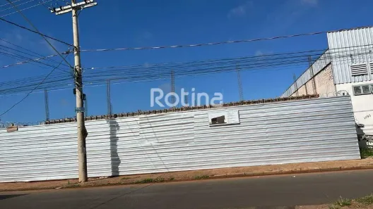 Galpão/Depósito/Armazém para alugar, 180m² no Morumbi, Uberlândia