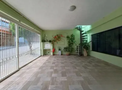 Sobrado com 3 Quartos à venda, 183m² no Vila Tolstoi, São Paulo