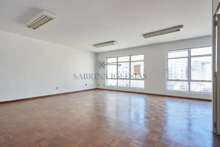 Sala Comercial para alugar, 133m² no Centro, Curitiba