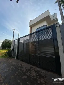 Sobrado com 3 Quartos para alugar, 172m² no Jardim Espanha, Maringá
