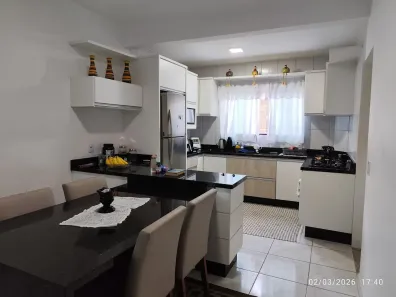 Casa com 4 Quartos à venda, 198m² no Fundos, Biguaçu