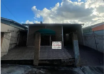 Casa com 3 Quartos para alugar, 200m² no Bosque dos Eucaliptos, São José dos Campos
