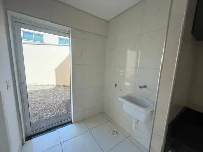 Sobrado com 3 Quartos à venda, 92m² no Guaribas, Eusébio