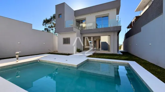 Casa com 3 Quartos à venda, 335m² no Pedra Branca, Palhoça