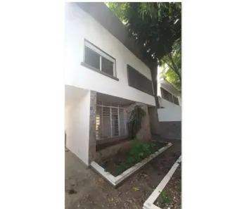 Casa com 4 Quartos para alugar, 300m² no Indianópolis, São Paulo
