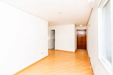 Apartamento com 2 Quartos para alugar, 80m² no Passo da Areia, Porto Alegre