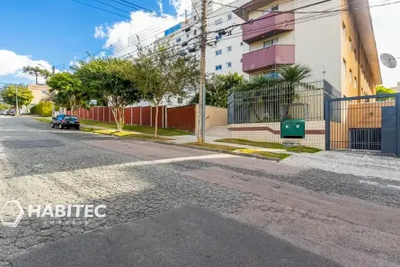 Apartamento com 3 Quartos para alugar, 68m² no Água Verde, Curitiba