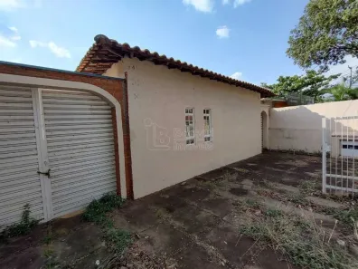 Casa com 2 Quartos para alugar, 194m² no Jardim Primavera, Araraquara