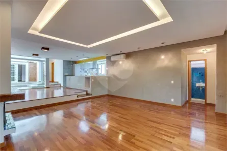 Sobrado com 3 Quartos para alugar, 340m² no Chácara Monte Alegre, São Paulo
