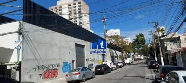 Galpão/Depósito/Armazém à venda, 3300m² no Cambuci, São Paulo