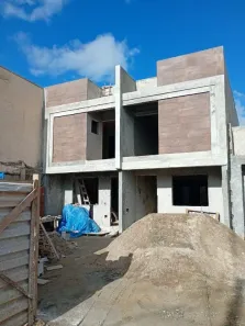 Sobrado com 3 Quartos à venda, 83m² no Cidade Industrial, Curitiba