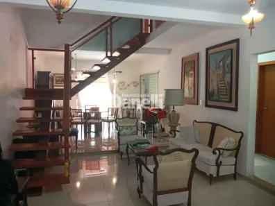 Casa de Condomínio com 3 Quartos à venda, 205m² no Loteamento Residencial Fazenda Casa Grande, Taubaté