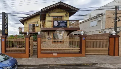 Imóvel Comercial com 22 Quartos à venda, 400m² no Centro, Santa Maria