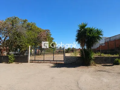 Lote/Terreno para alugar, 2950m² no Vera Cruz, Montes Claros