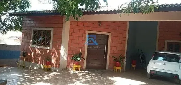 Fazenda/Sítio com 3 Quartos à venda, 196m² no Monterrey, Louveira