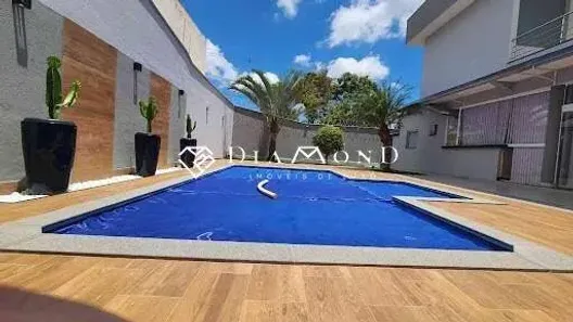Casa com 4 Quartos à venda, 340m² no Jardim Inconfidência, Uberlândia