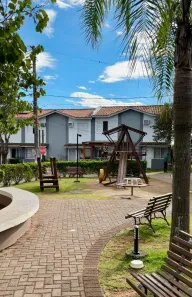 Casa de Condomínio com 2 Quartos para venda ou aluguel, 80m² no Igara, Canoas