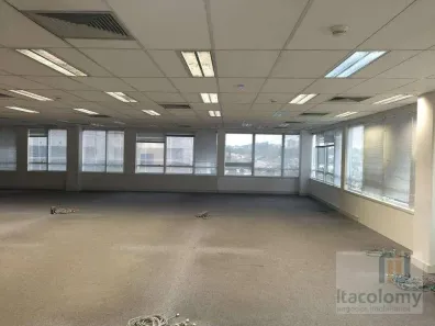 Sala Comercial para alugar, 570m² no Dezoito do Forte Empresarial/Alphaville., Barueri