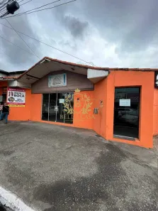 Ponto Comercial para alugar, 80m² no Centro, Araruama