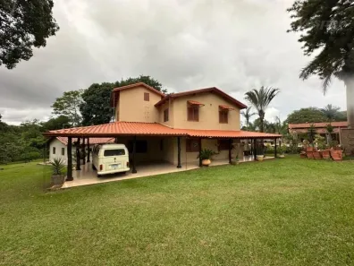 Fazenda/Sítio com 3 Quartos para alugar, 9025m² no Jardim Buriti Sereno, Aparecida de Goiânia