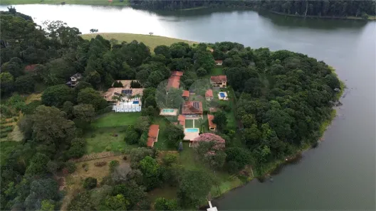 Fazenda/Sítio com 5 Quartos à venda, 317m² no Centro, Piracaia