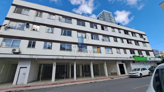 Apartamento com 2 Quartos para alugar, 90m² no Centro, Itajaí