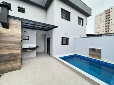 Casa com 2 Quartos à venda, 84m² no Chácara Glória, Itanhaém