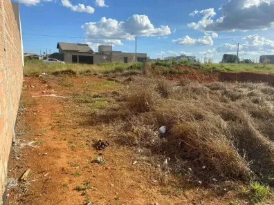 Lote/Terreno à venda, 300m² no Las Palmas, Anápolis