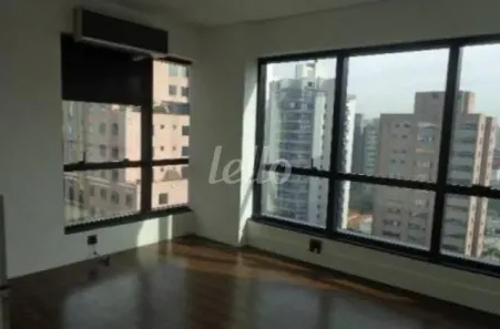 Sala Comercial à venda, 50m² no Vila Nova Conceição, São Paulo
