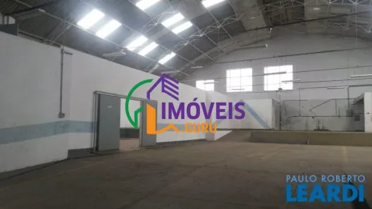 Galpão/Depósito/Armazém à venda, 1100m² no Vila Gumercindo, São Paulo