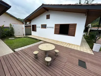Casa de Condomínio com 4 Quartos à venda, 300m² no Lázaro, Ubatuba