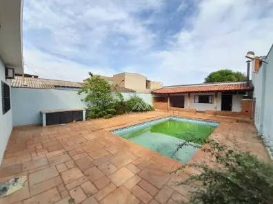 Casa com 3 Quartos à venda, 284m² no Vila Tibério, Ribeirão Preto