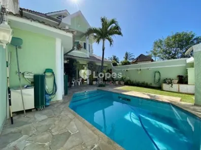 Casa de Condomínio com 5 Quartos à venda, 256m² no Recreio dos Bandeirantes, Rio de Janeiro