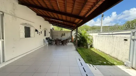 Casa com 4 Quartos à venda, 217m² no Ponta Negra, Natal