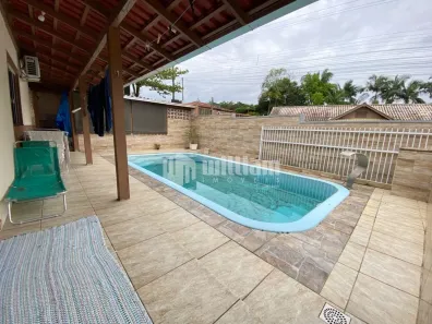Casa com 2 Quartos para alugar, 90m² no Águas Claras, Brusque