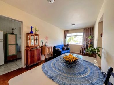 Apartamento com 2 Quartos à venda, 57m² no Capoeiras, Florianópolis