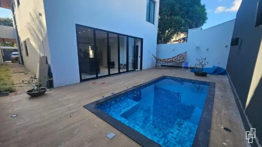 Sobrado com 4 Quartos à venda, 265m² no Plano Diretor Sul, Palmas