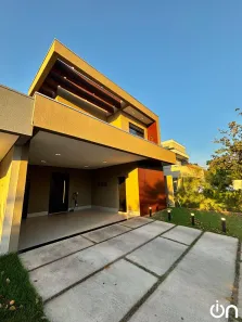 Casa de Condomínio com 4 Quartos à venda, 300m² no Morada dos Nobres, Cuiabá