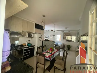 Casa com 4 Quartos à venda, 180m² no Alto Umuarama, Uberlândia